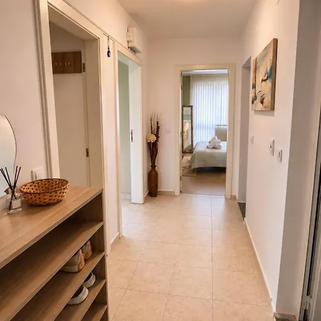 Delux 6 - Location Near River & Fair Διαμέρισμα